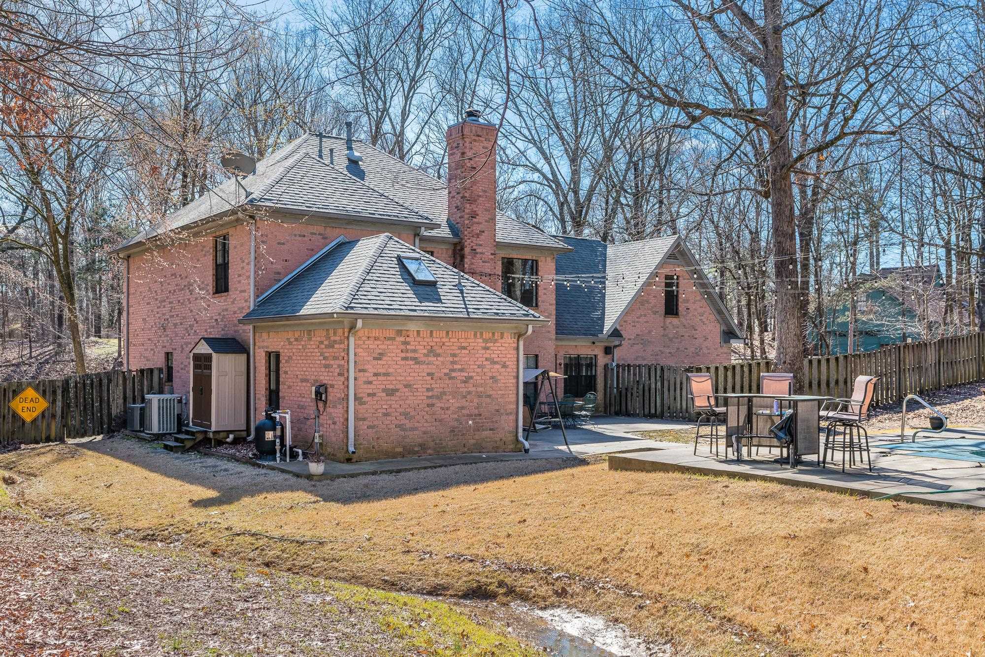 9106 N WILDERWOOD LN