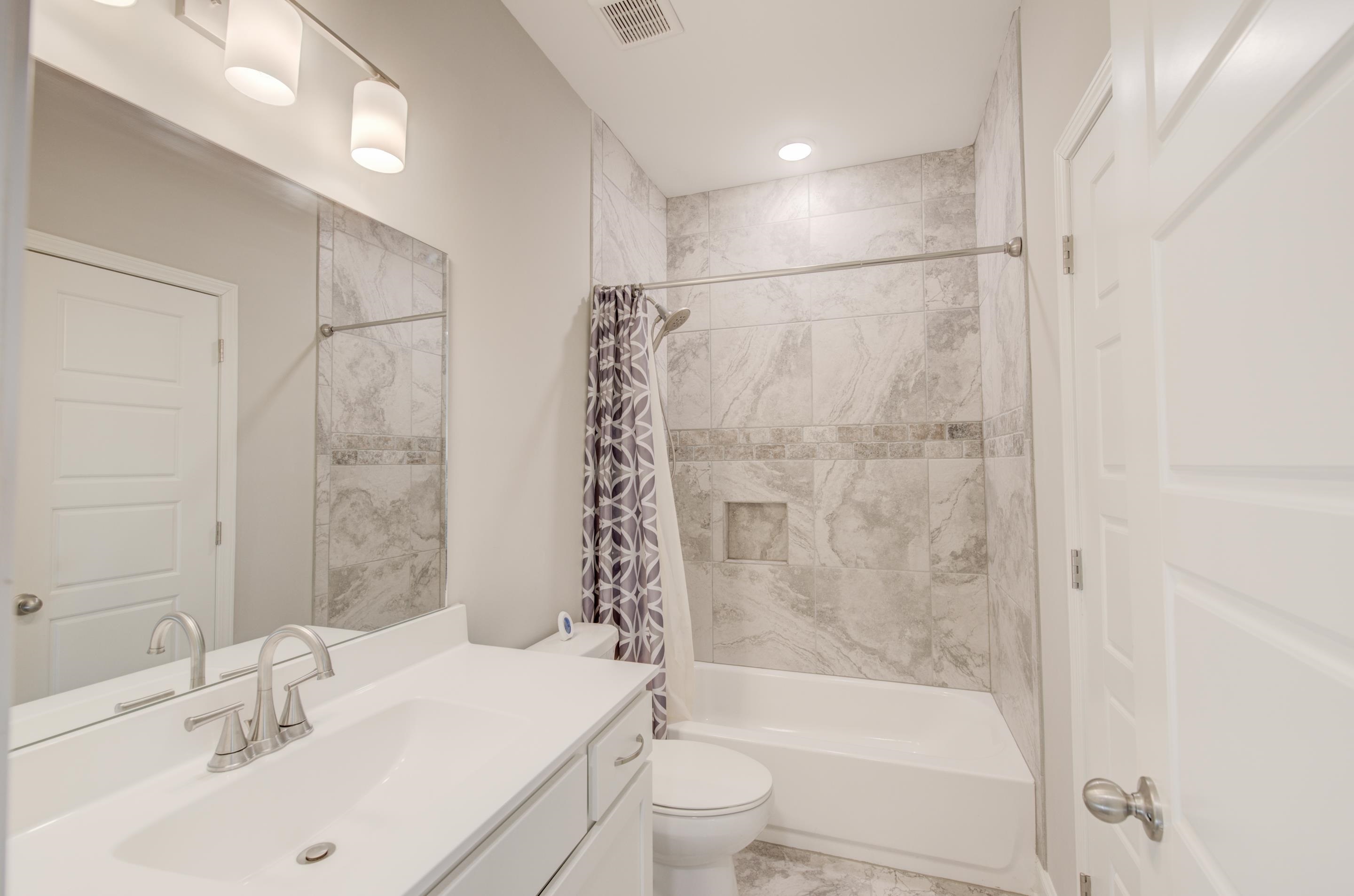 50 CAMBRIDGE PASS DR