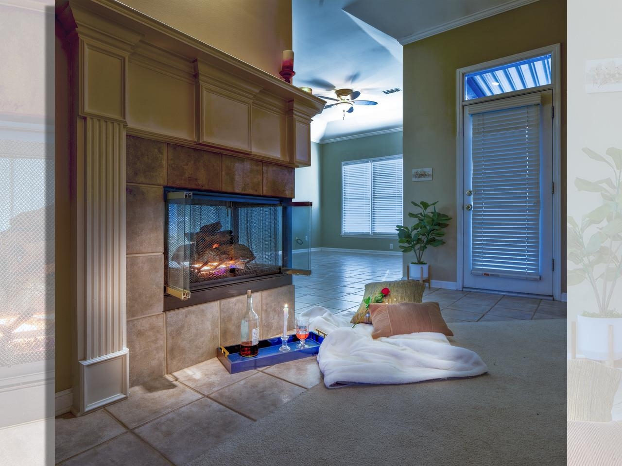 1612 WHISPER EDGE CV