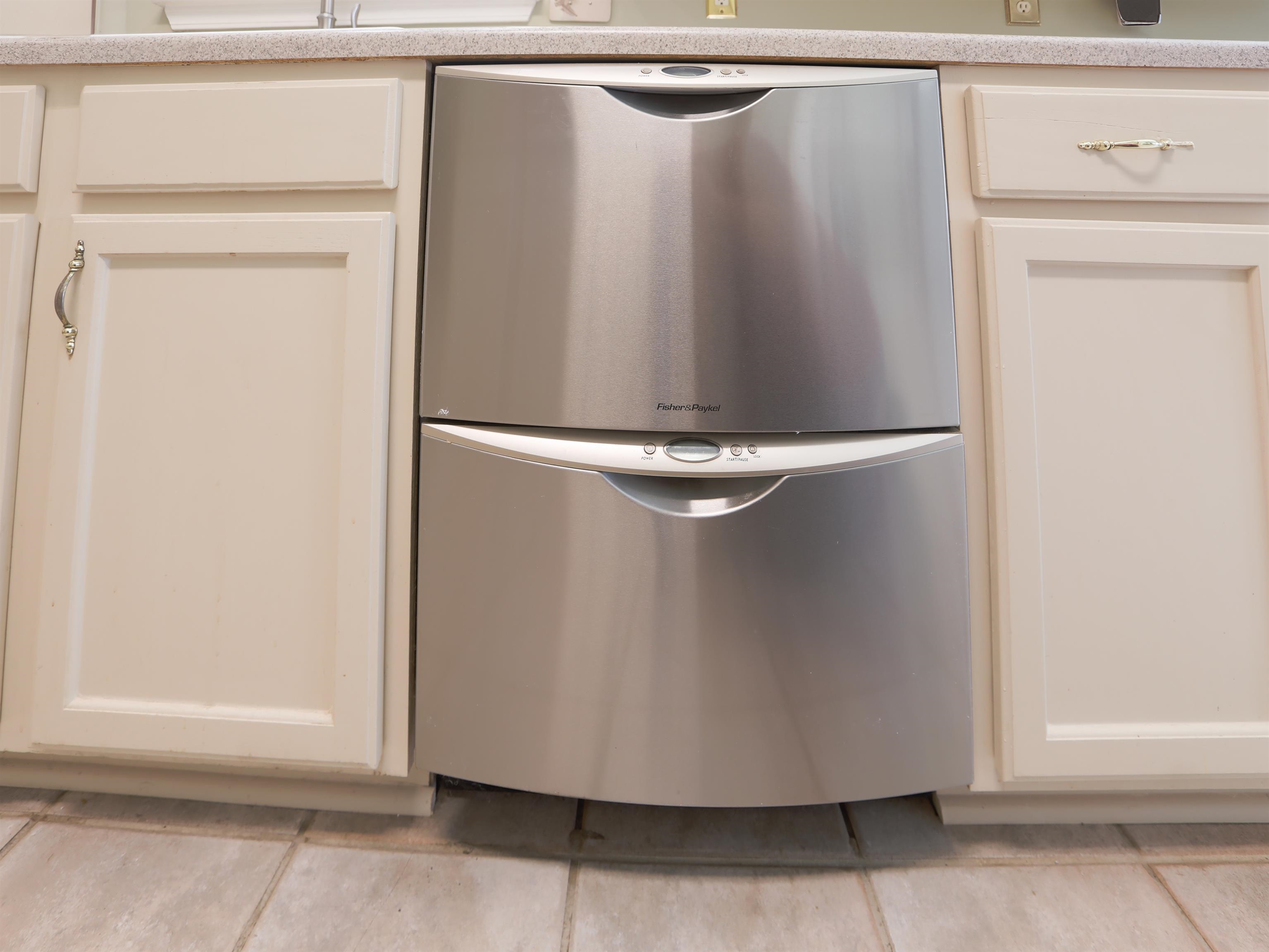 1612 WHISPER EDGE CV