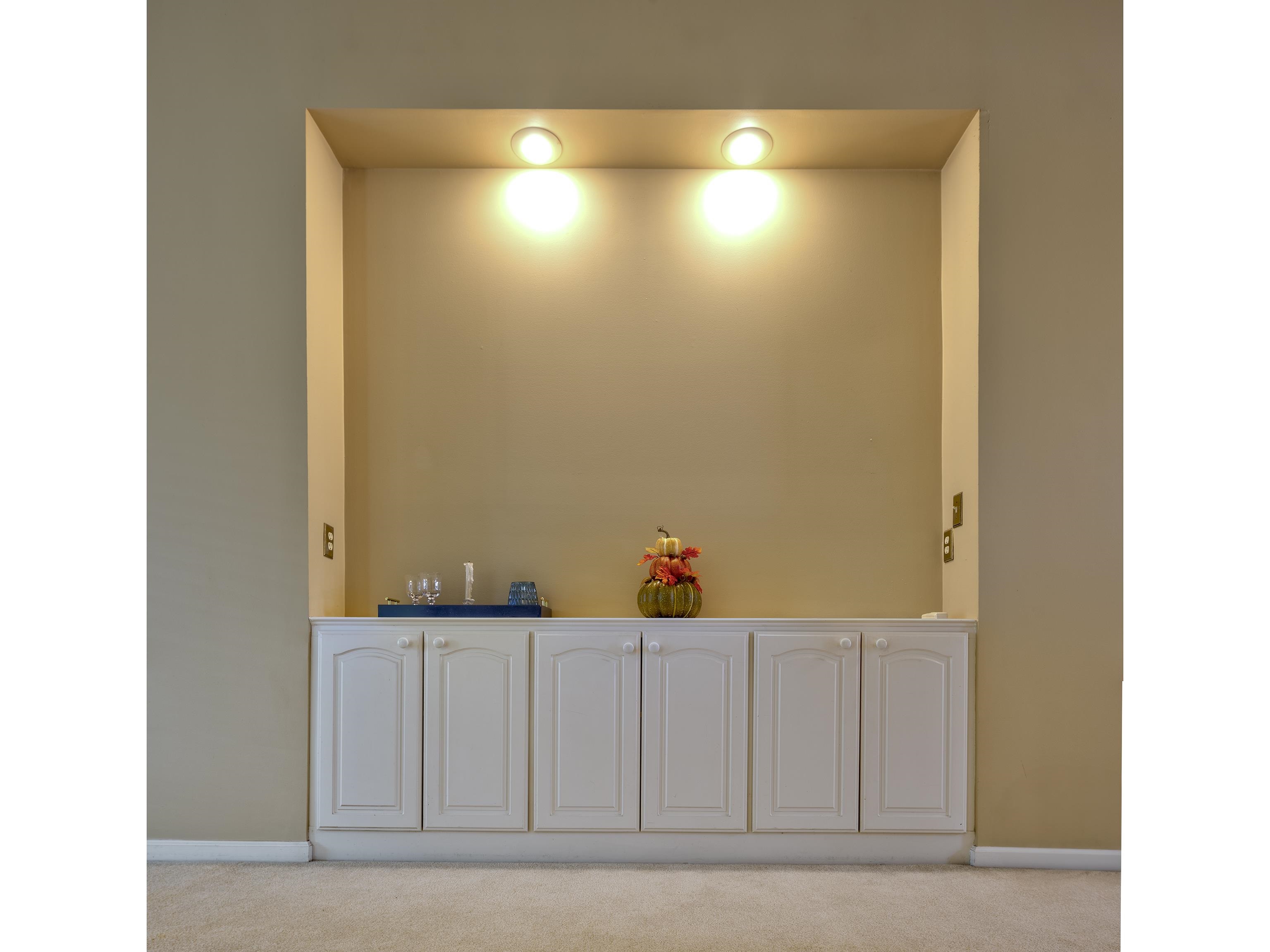 1612 WHISPER EDGE CV