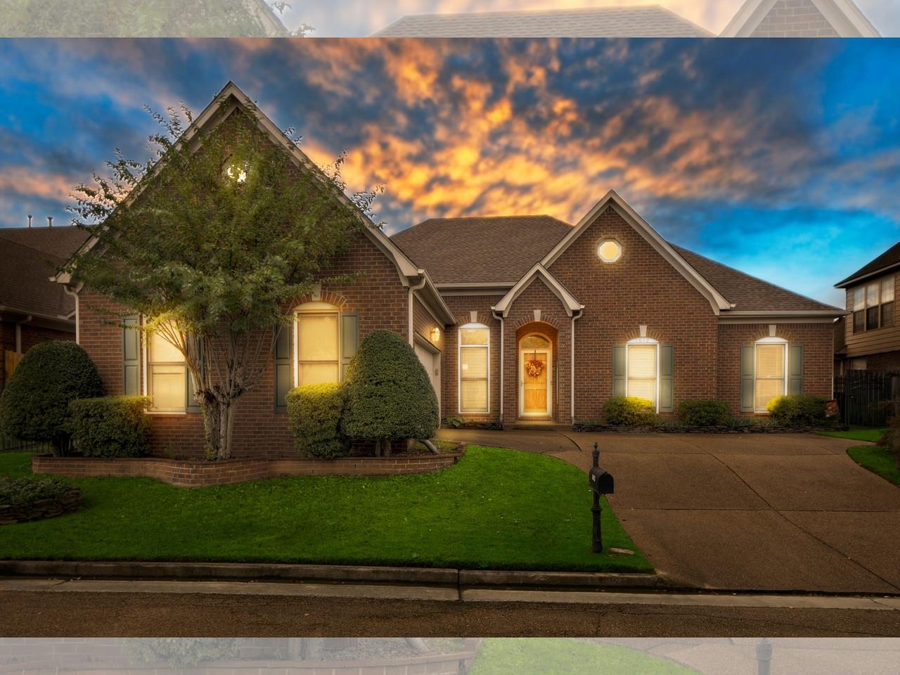 1612 WHISPER EDGE CV