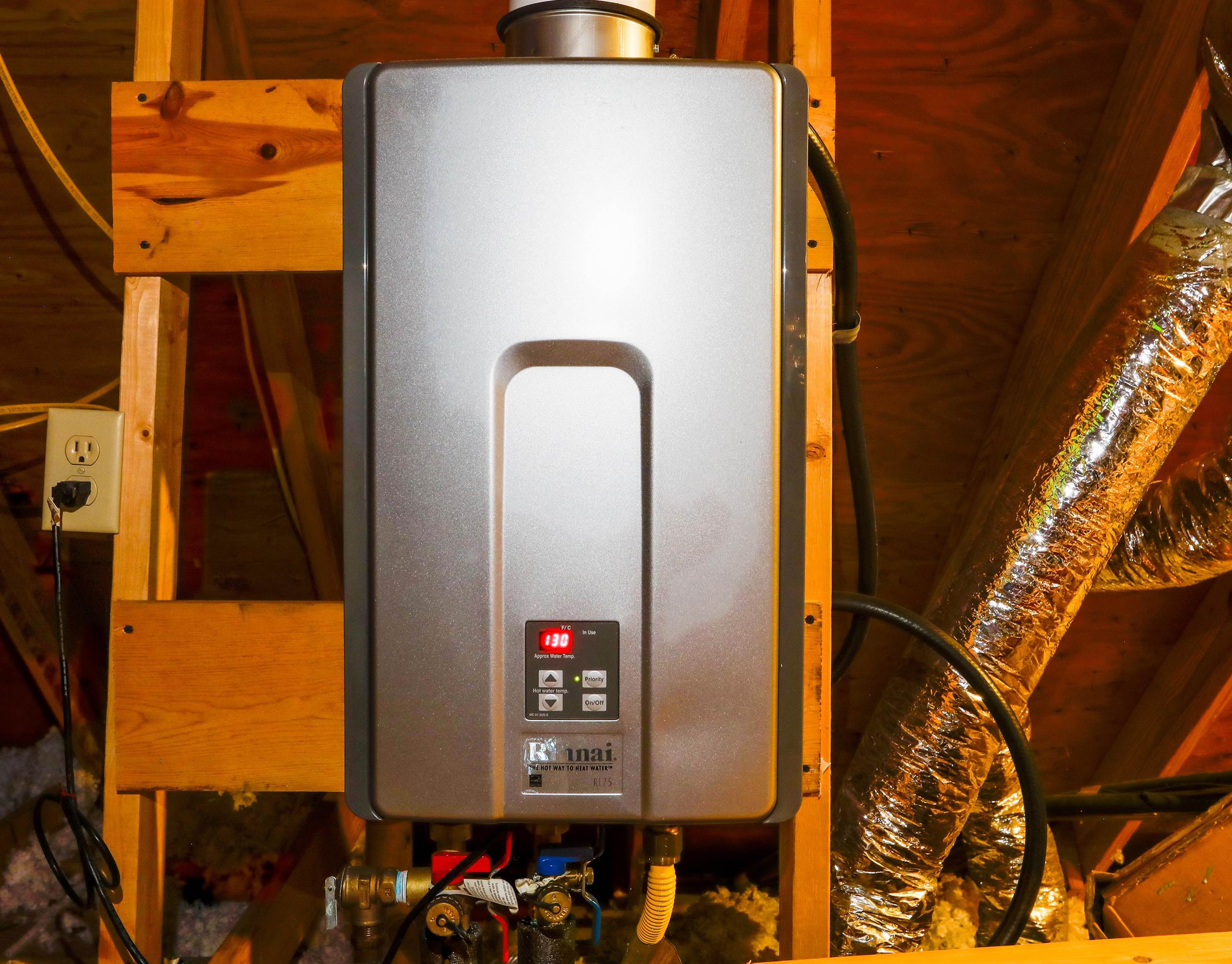 1612 WHISPER EDGE CV