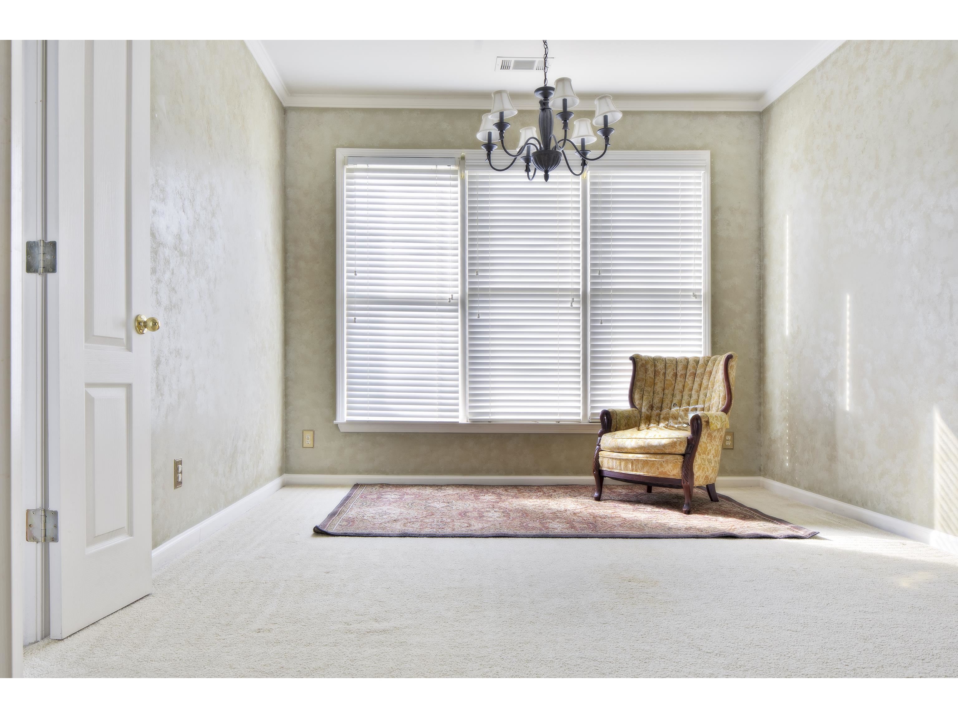 1612 WHISPER EDGE CV