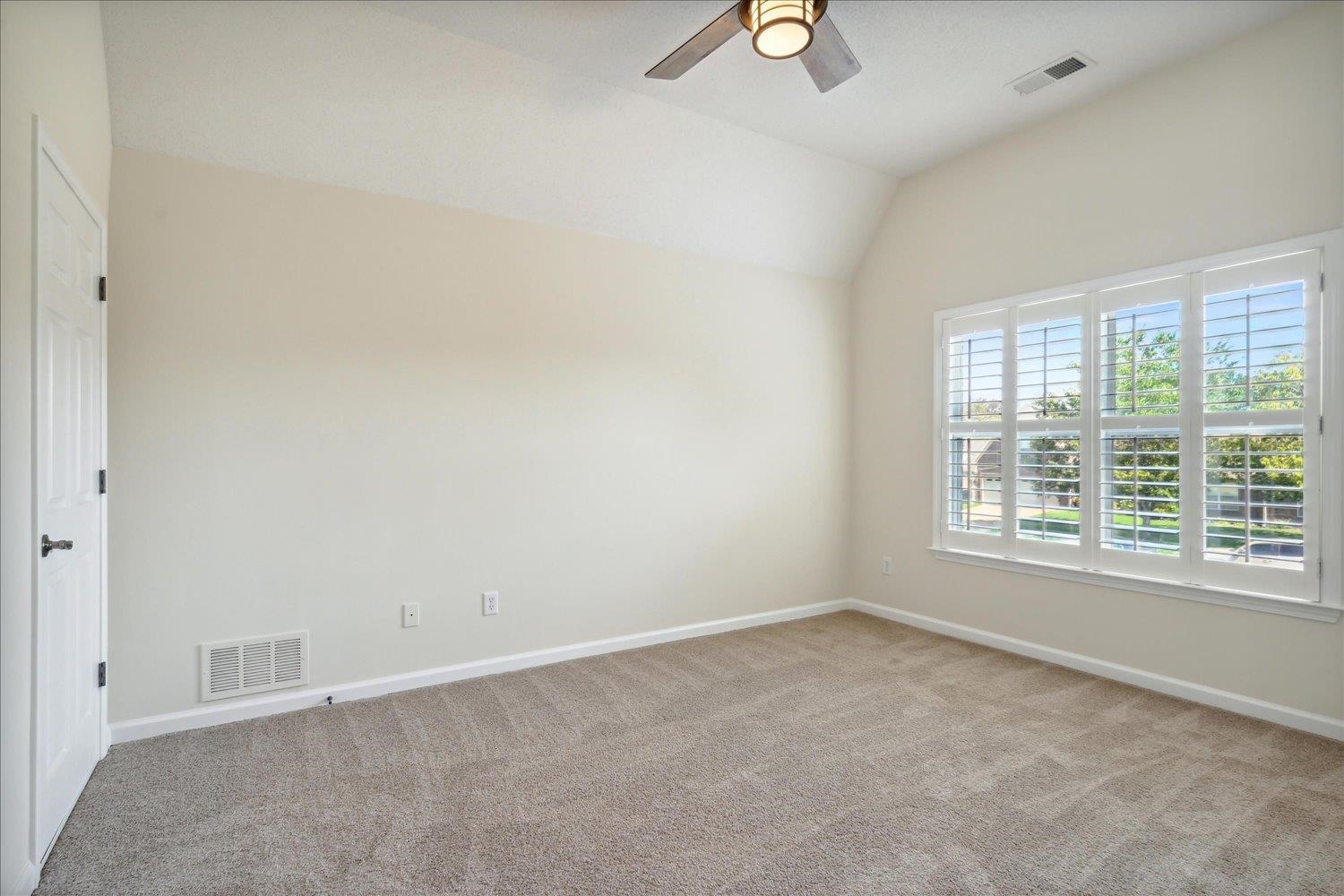 90 LEWIS FAIRWAY CIR