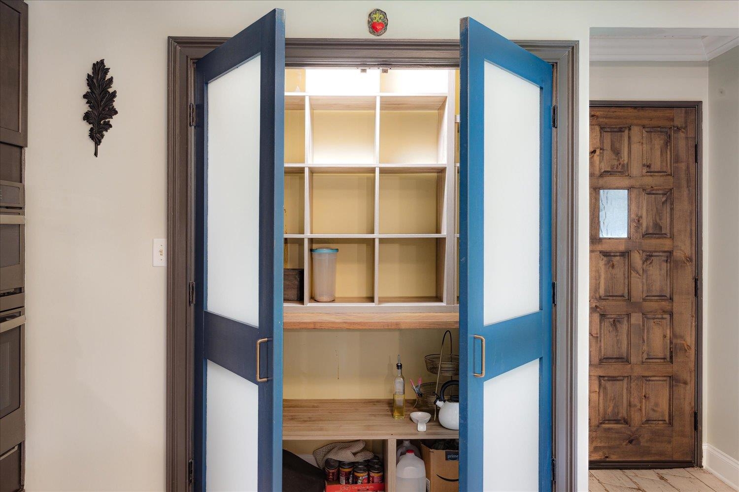 310 CASCADE FALLS RD