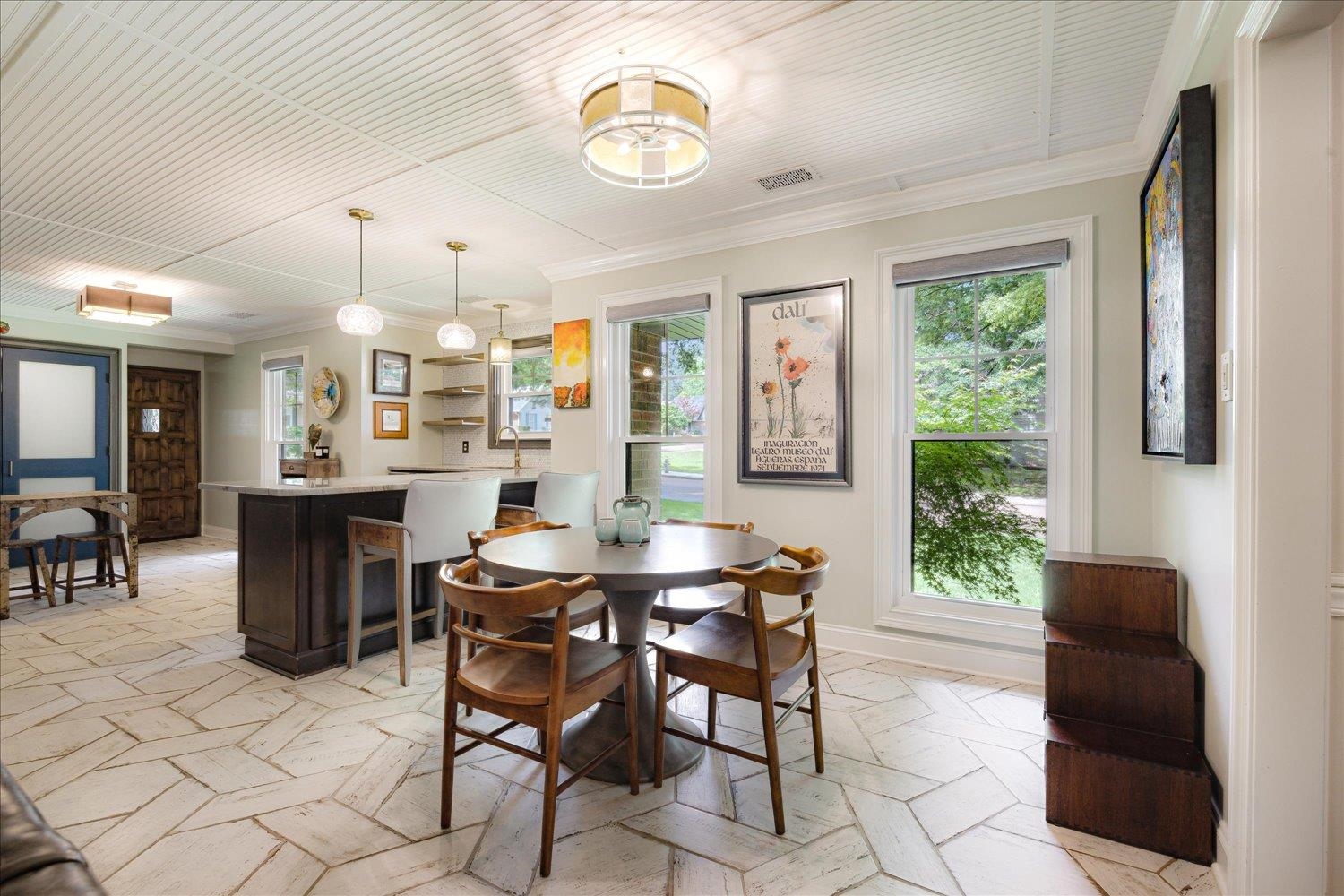 310 CASCADE FALLS RD