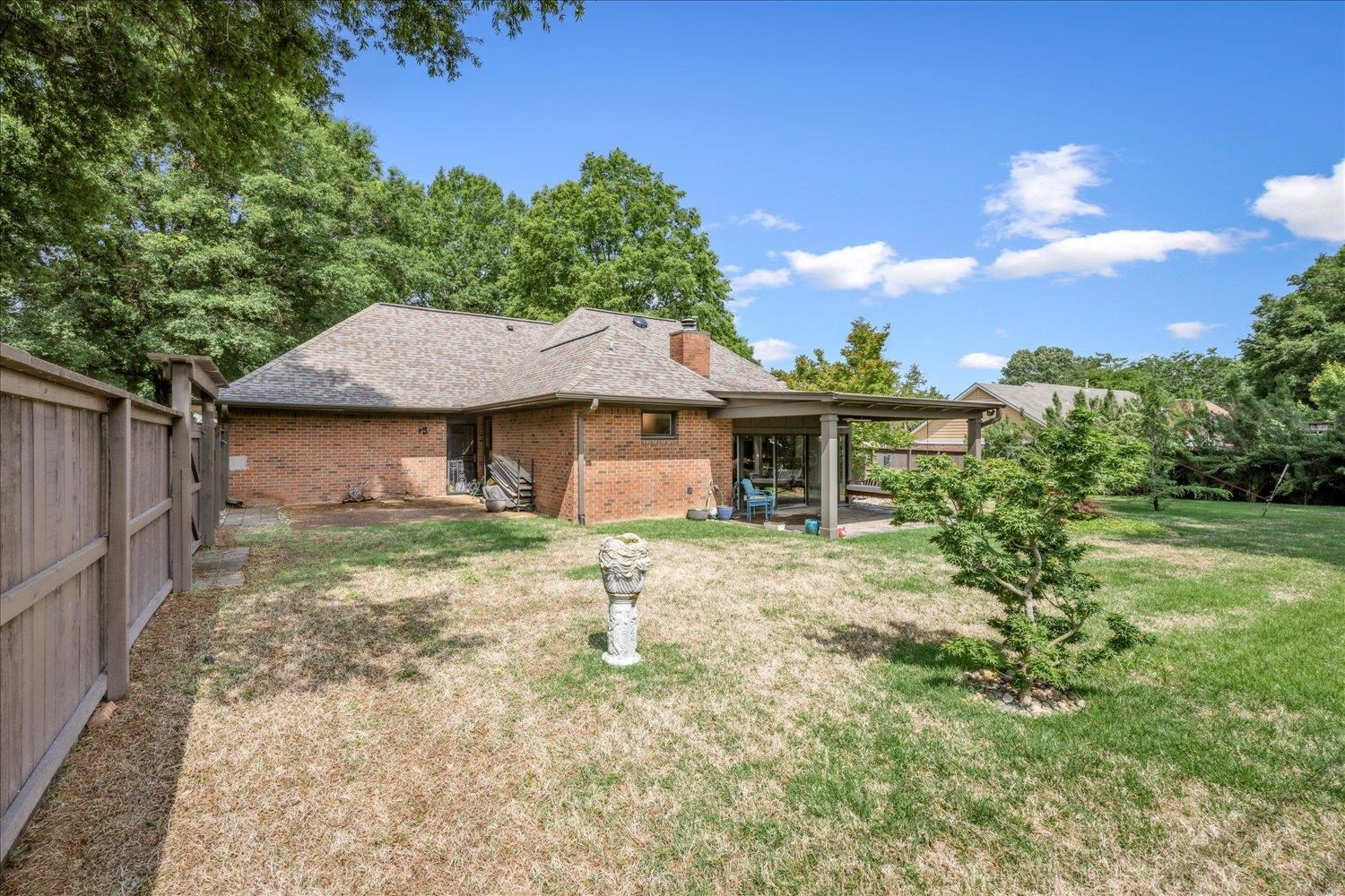 310 CASCADE FALLS RD