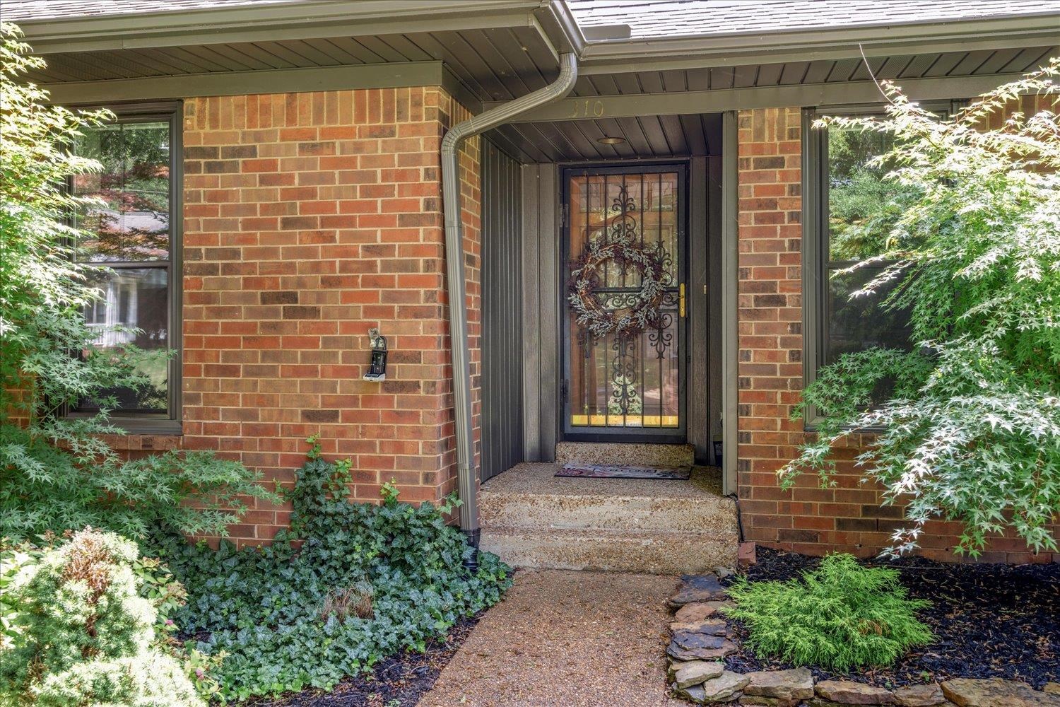 310 CASCADE FALLS RD