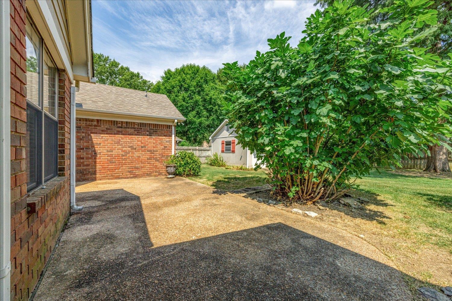 6640 LAUREL VALLEY DR