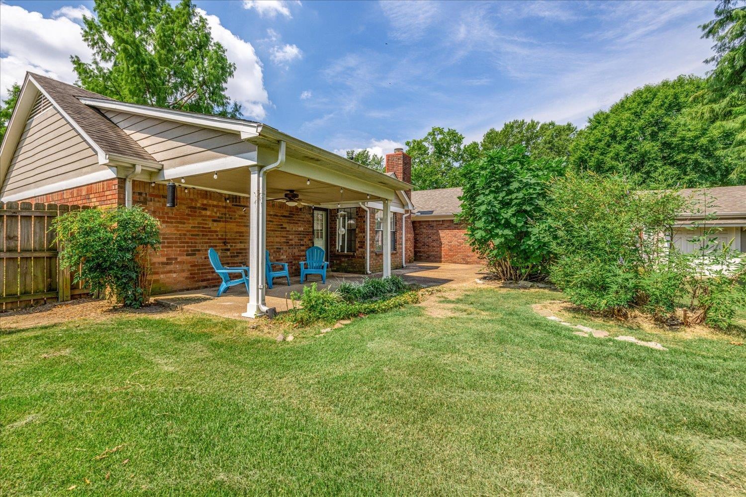 6640 LAUREL VALLEY DR