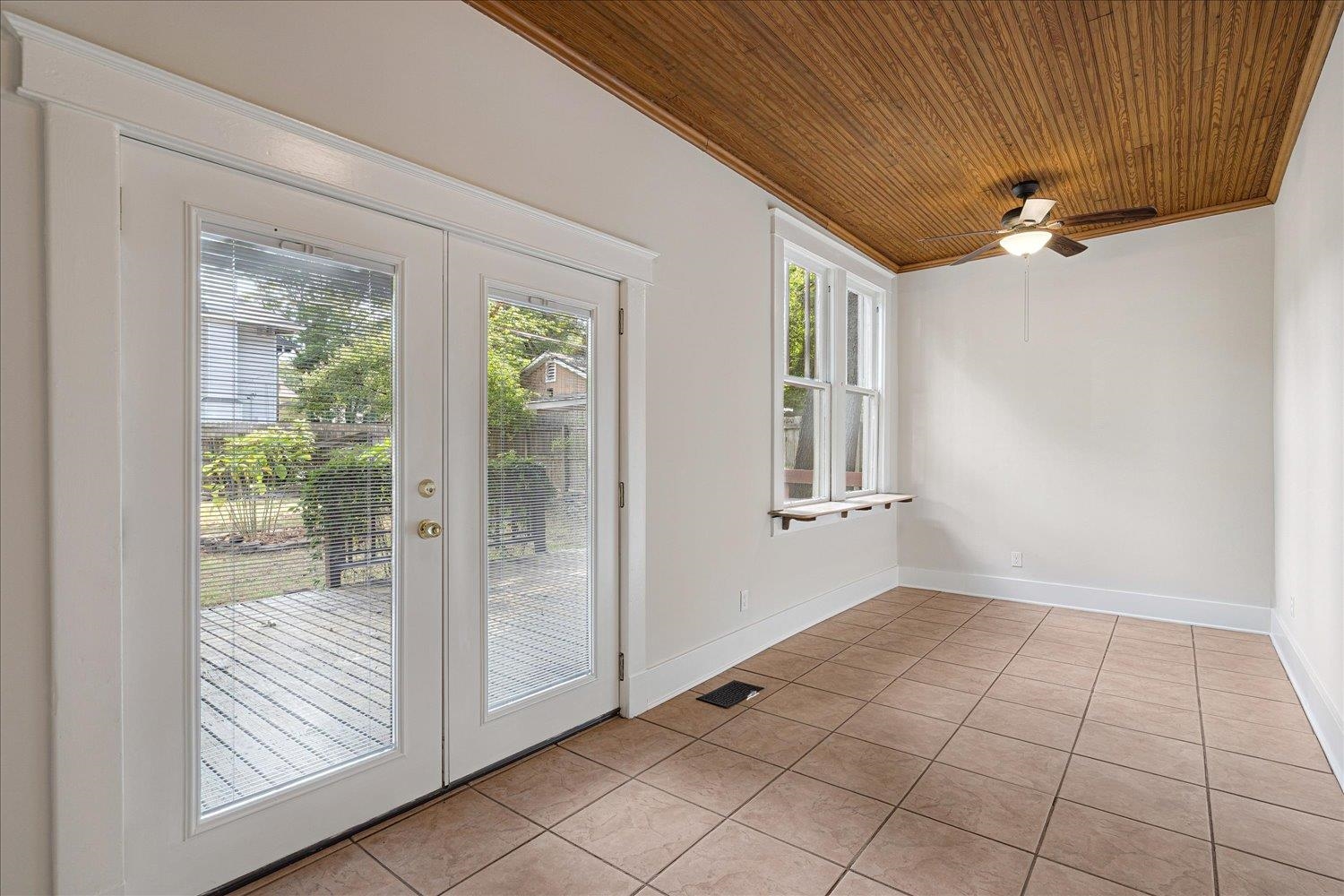 1429 VINTON AVE