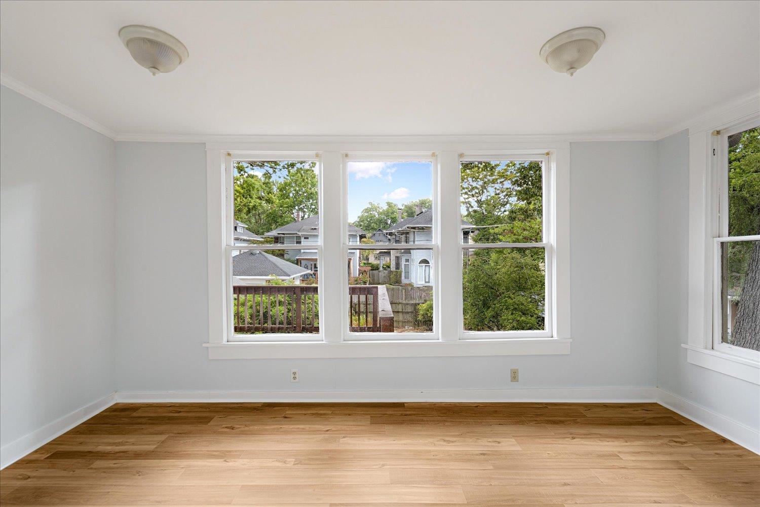 1429 VINTON AVE