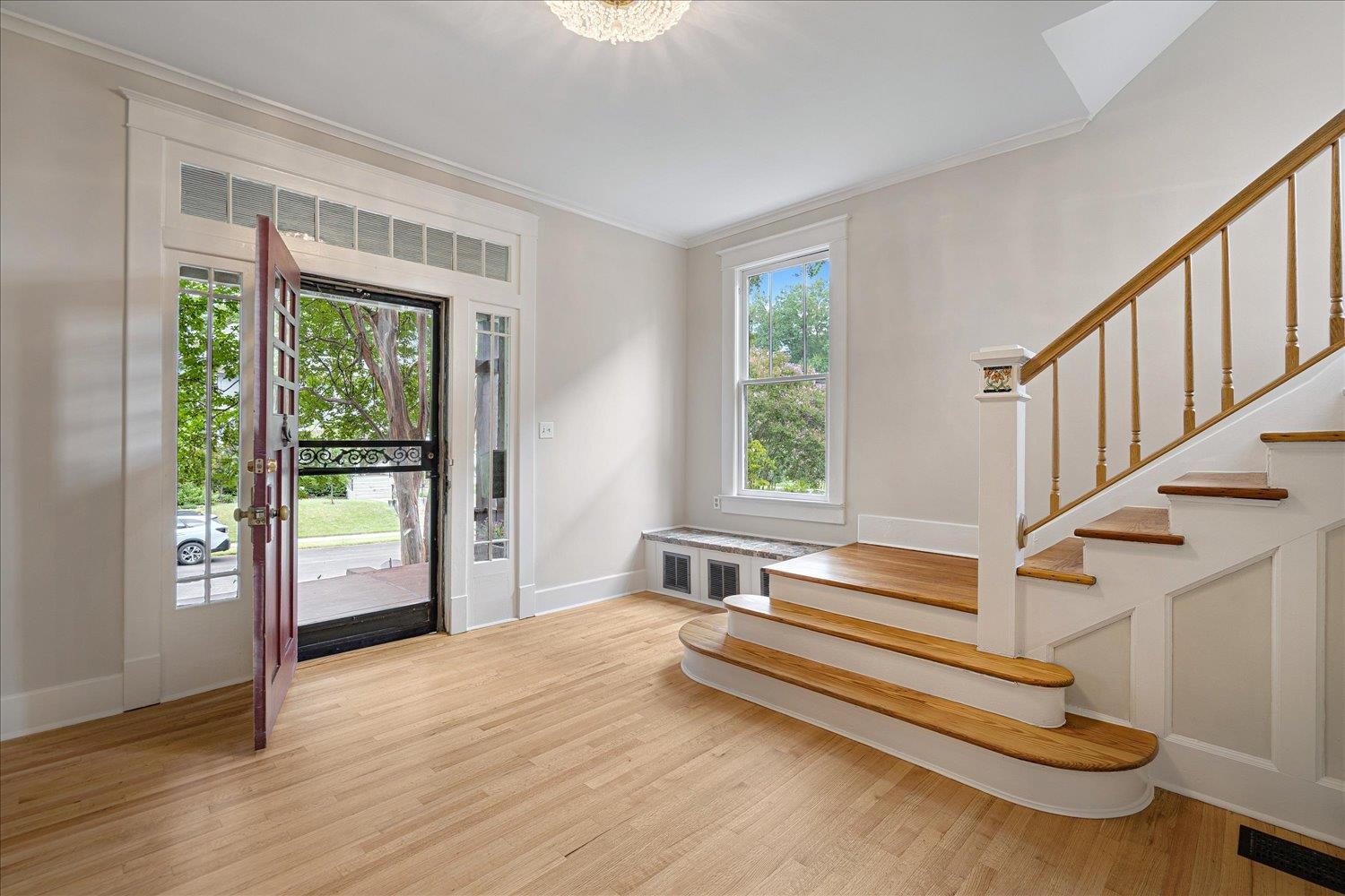 1429 VINTON AVE