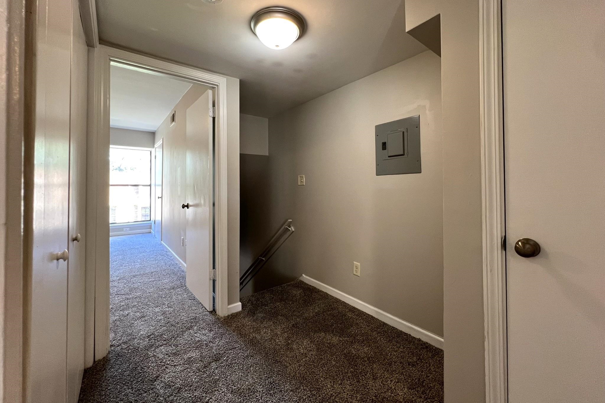 1873 POPLAR WOODS CIR E