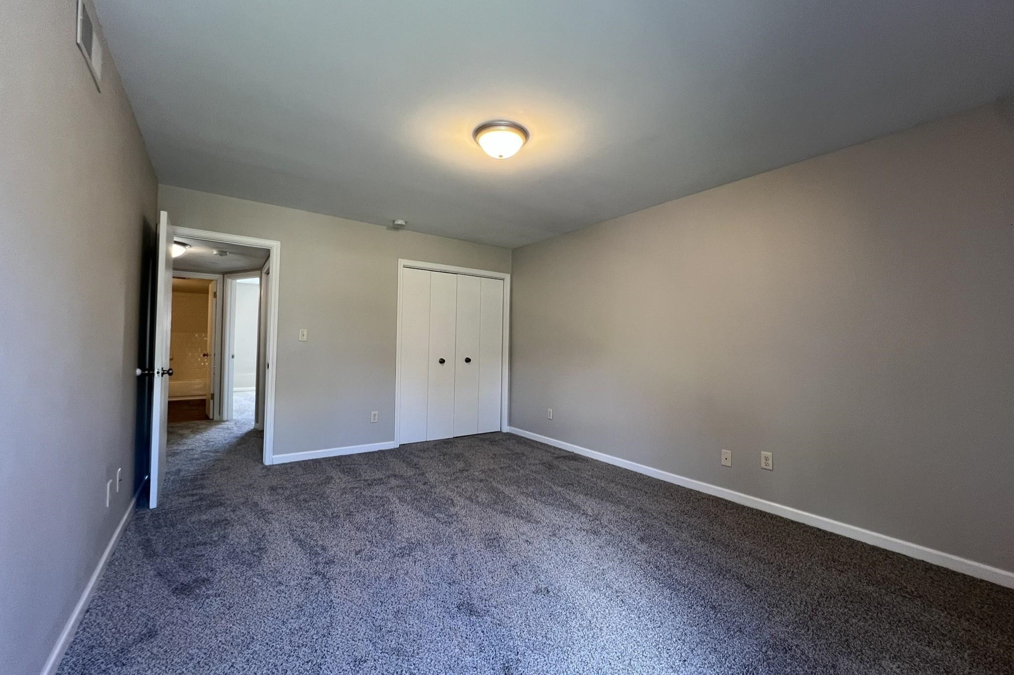 1873 POPLAR WOODS CIR E