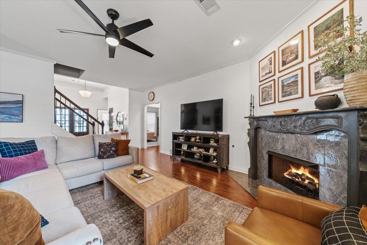 75 MARIAN DR