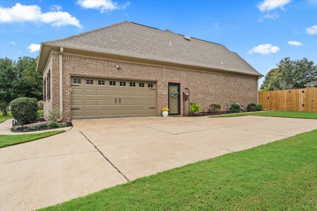 75 MARIAN DR