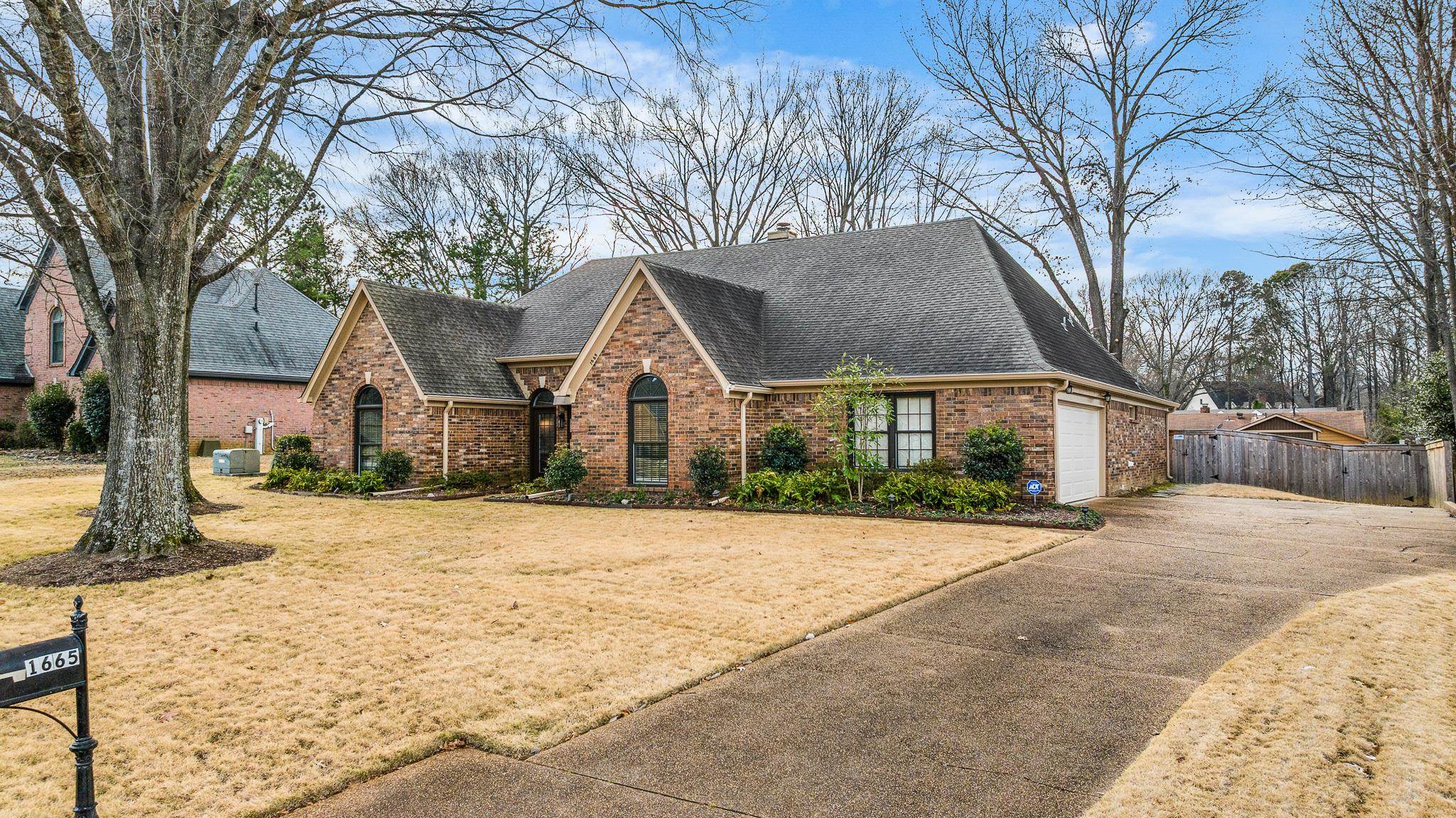 1665 NESHOBA TRACE CV