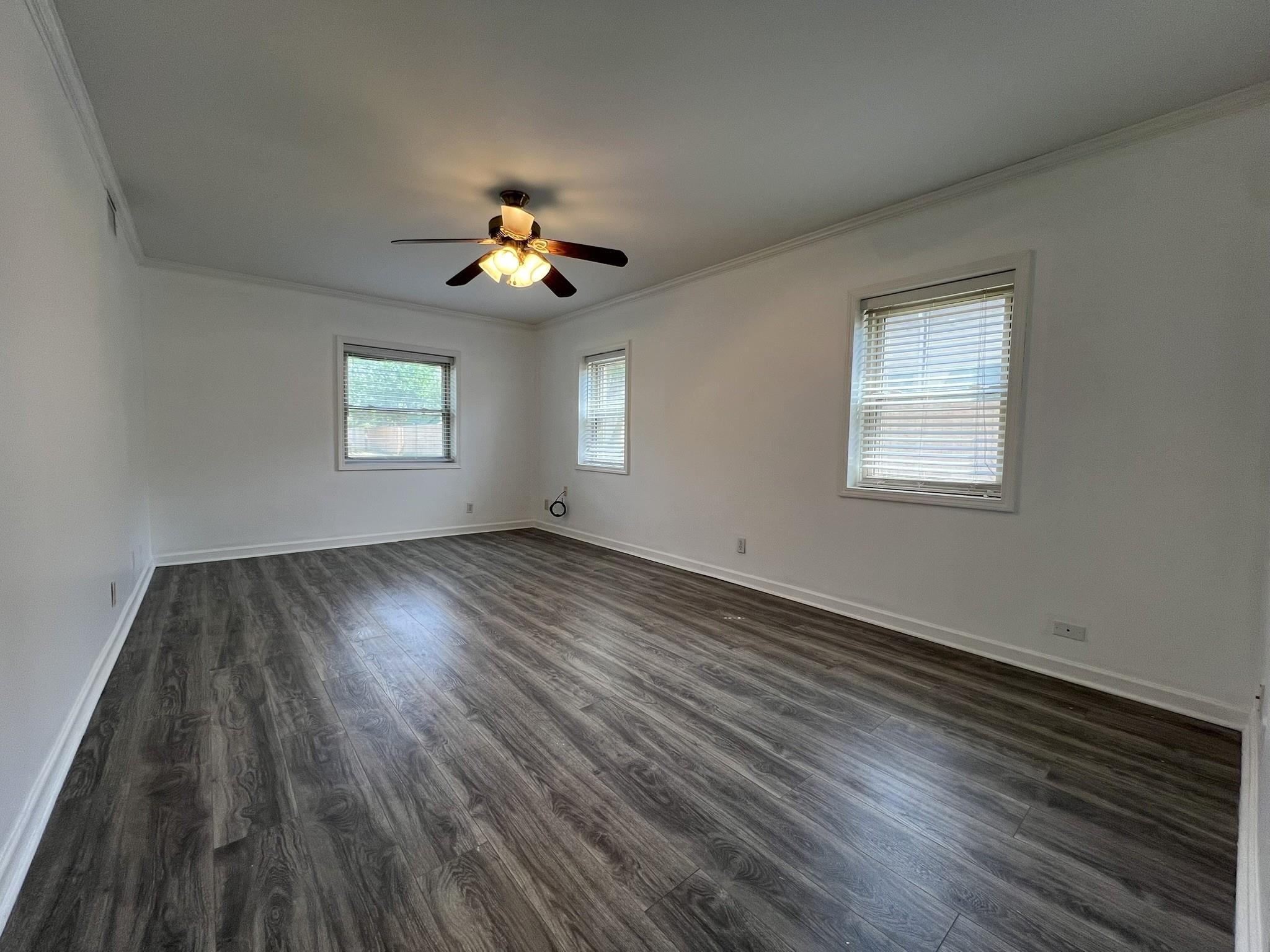 1207 MIDDLE CT Unit: 102