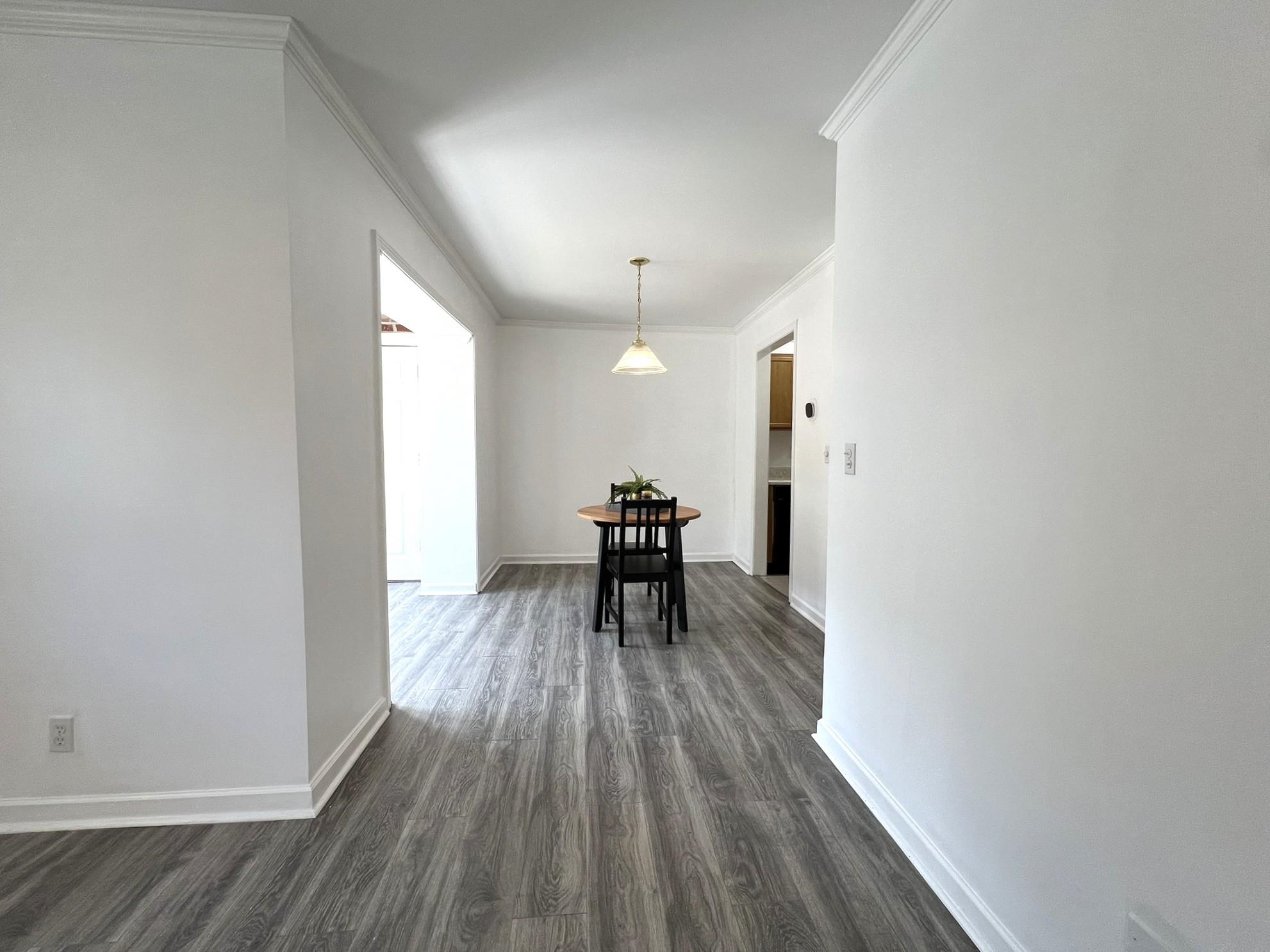 1207 MIDDLE CT Unit: 102