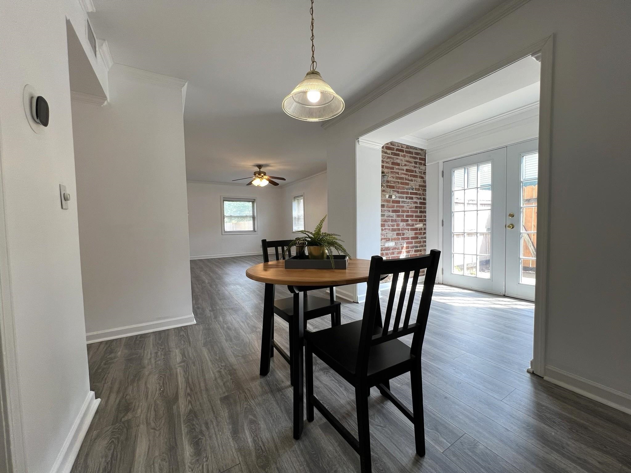 1207 MIDDLE CT Unit: 102