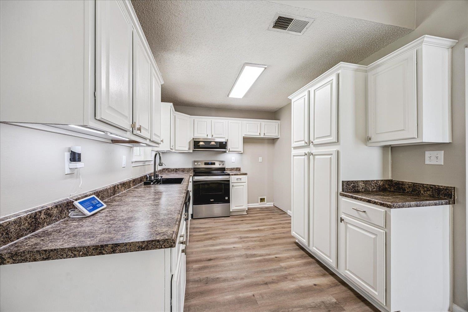 7828 CHANEY LN