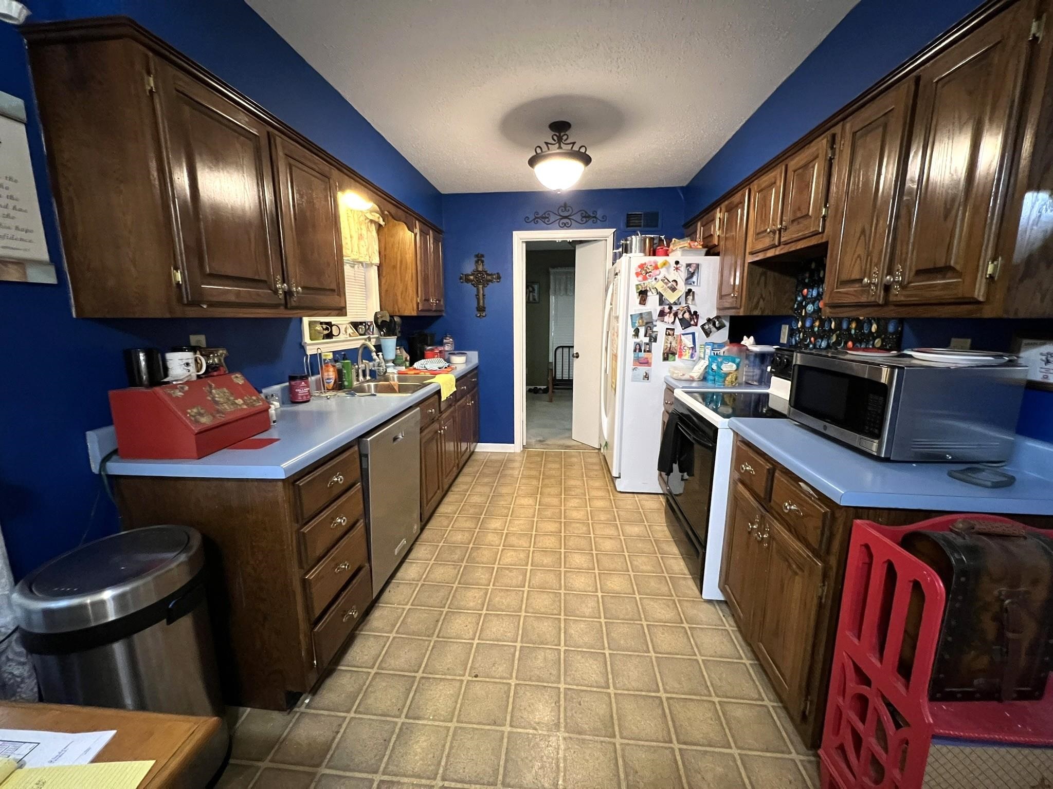 6288 ROCKLEDGE DR