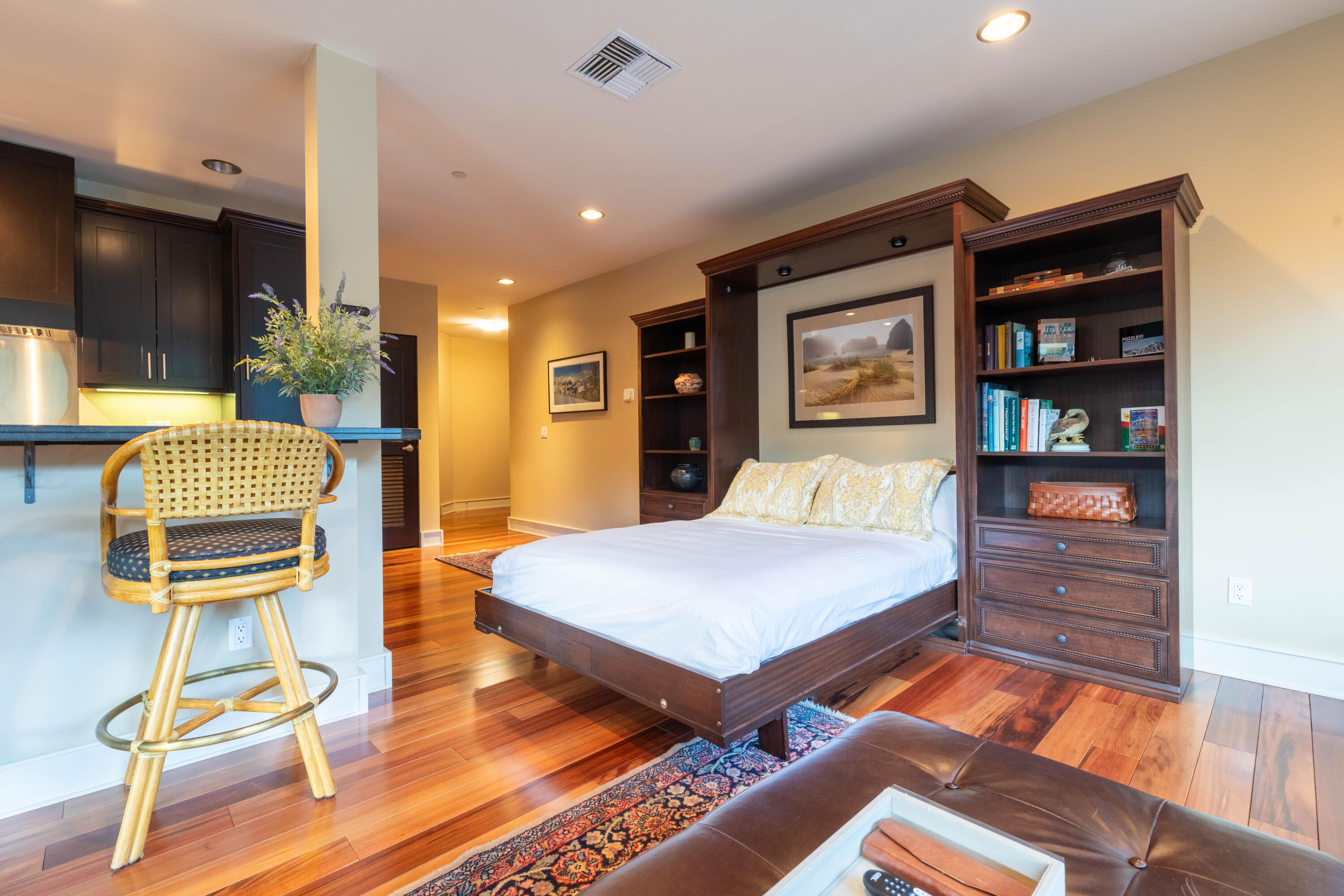 111 First Ave S 25