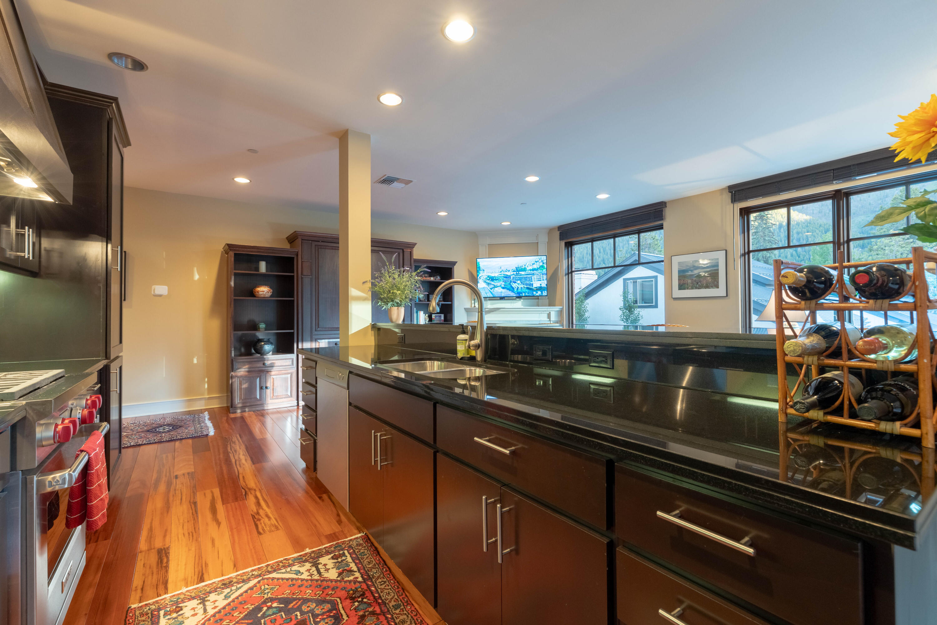 111 First Ave S 25