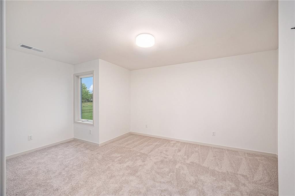 10130 N Kansas Court