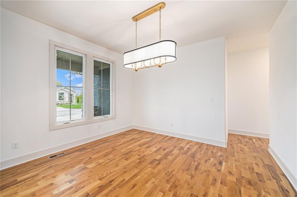 10130 N Kansas Court