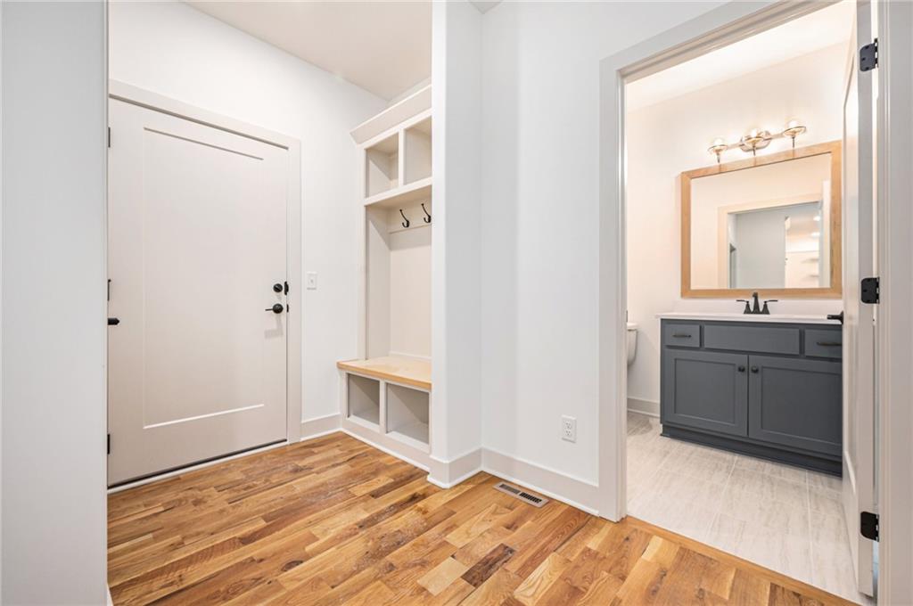 10130 N Kansas Court