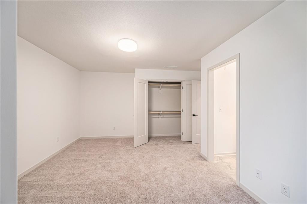 10130 N Kansas Court