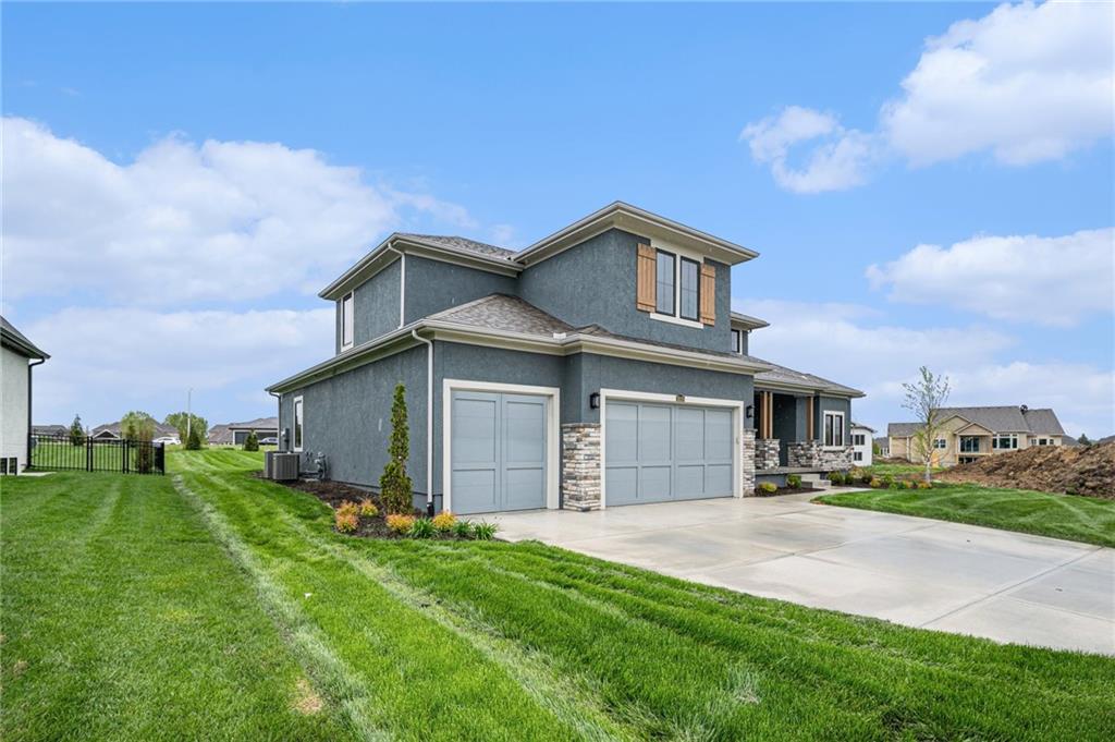 10130 N Kansas Court