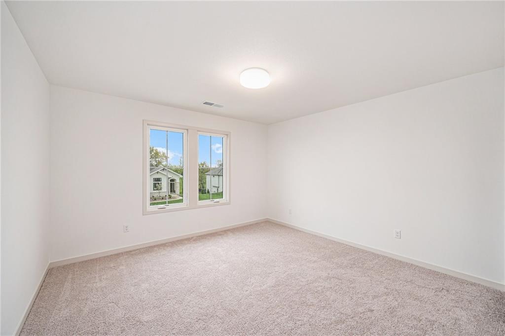 10130 N Kansas Court