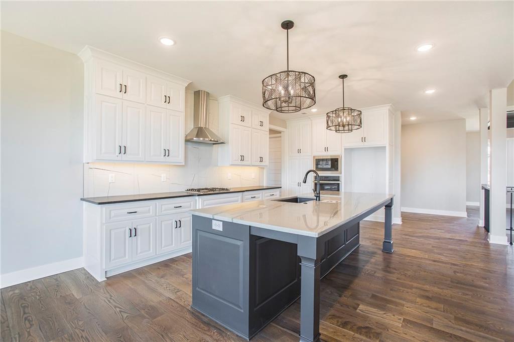 10139 N Kansas Court