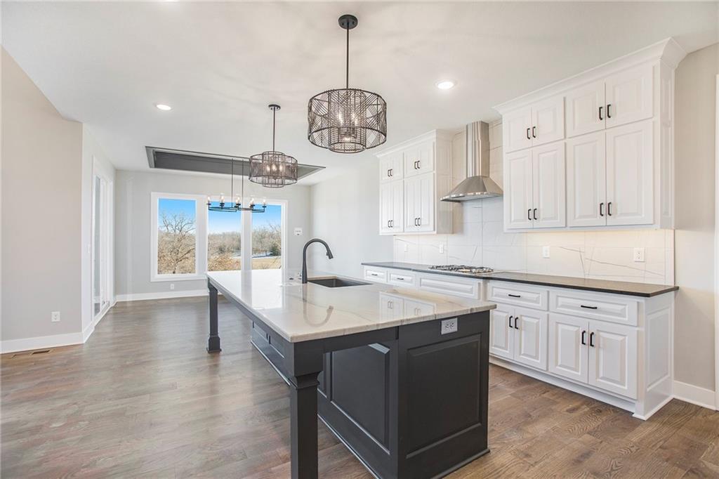 10139 N Kansas Court