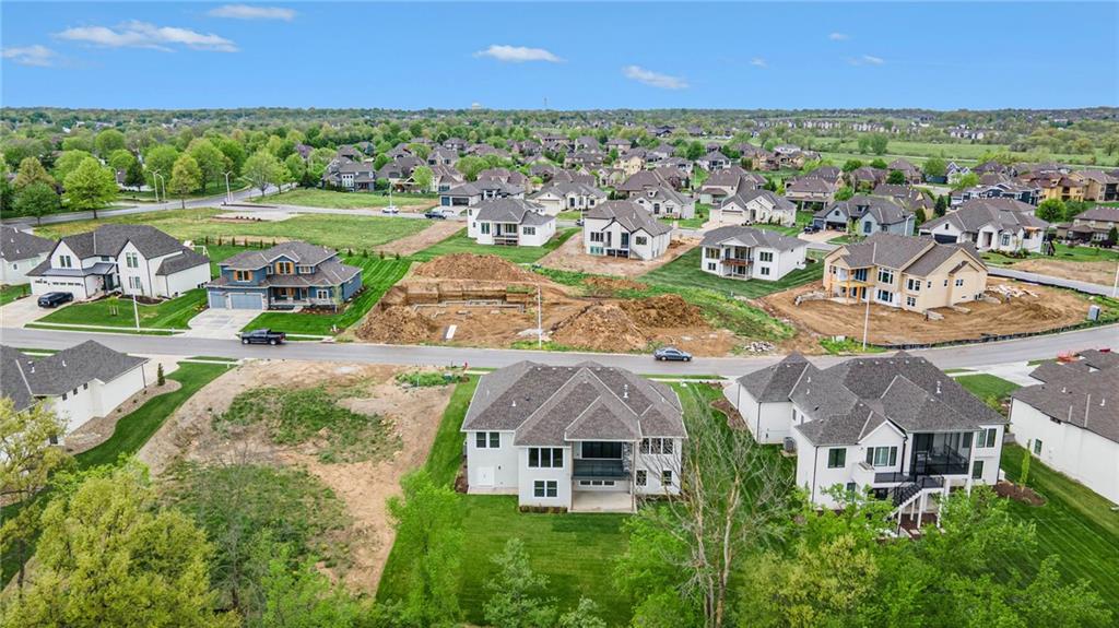 10139 N Kansas Court