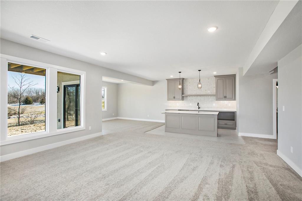 10139 N Kansas Court