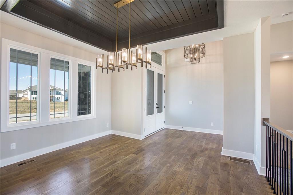 10139 N Kansas Court