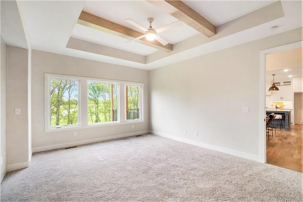 10123 N Kansas Court