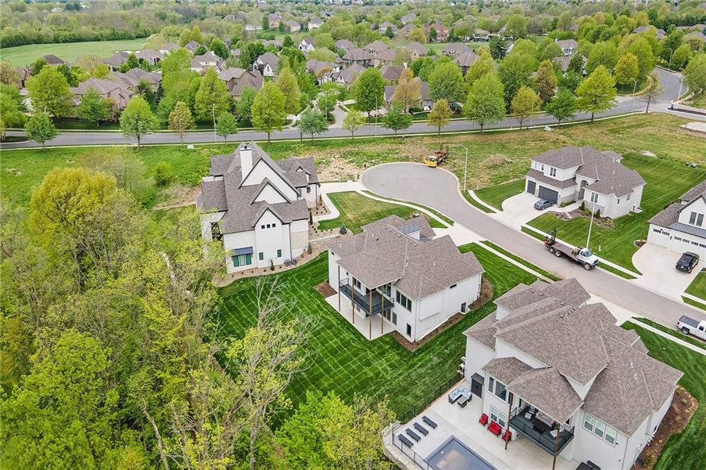 10123 N Kansas Court