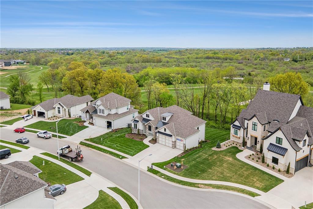 10123 N Kansas Court