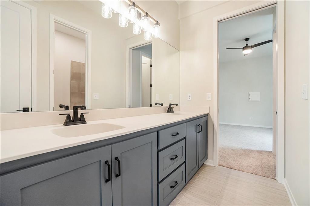 10123 N Kansas Court