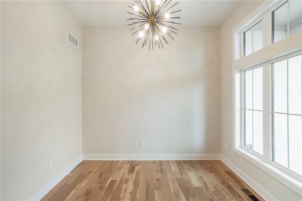 10123 N Kansas Court