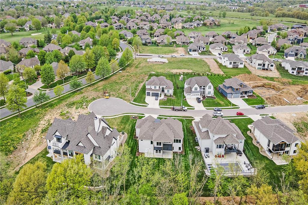 10123 N Kansas Court