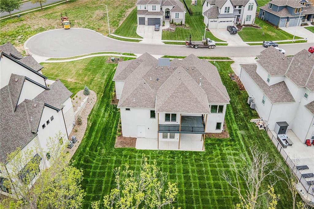 10123 N Kansas Court