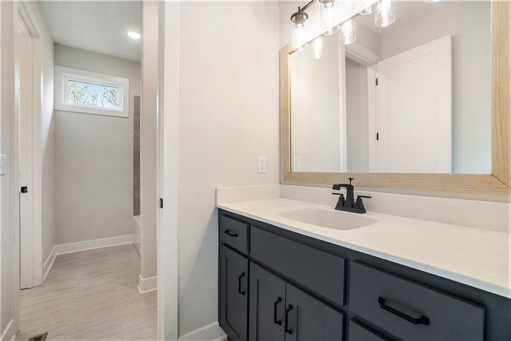 10123 N Kansas Court