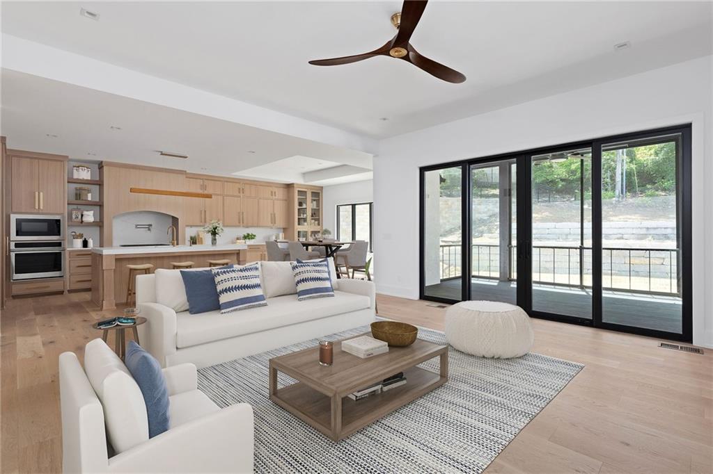 10126 N Kansas Court